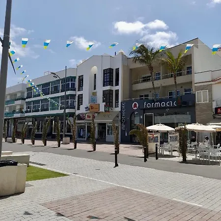 Casa Curro Apartamento Recien Reformado Muy Luminoso Calle Principal 100M De Playa 科拉雷侯